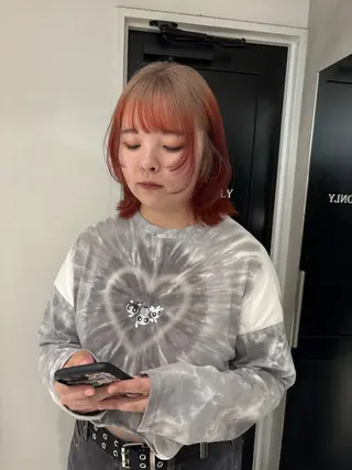 セミロング カラー yurika☁️ 似合わせ｜レイヤーのヘアスタイル