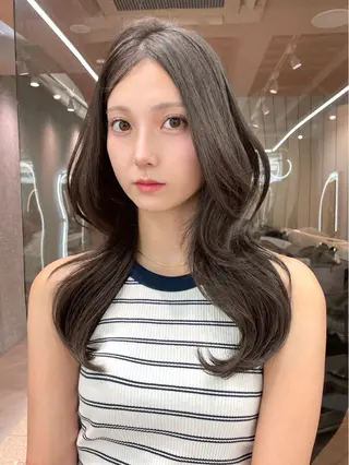 ロング 大宮🤍縮毛矯正 レイヤー🪽なるのヘアスタイル