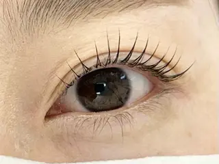 マツエク・マツパ Miroir EYELASH&BROW所属・Miroir Sunadaのマツエク・マツパデザイン