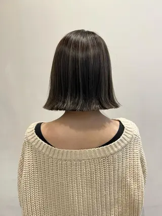 ショート カラー 吉川 陽菜のヘアスタイル