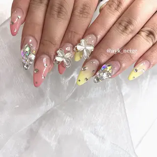 ネイル n'eige nail所属・大谷 綾香のネイルデザイン