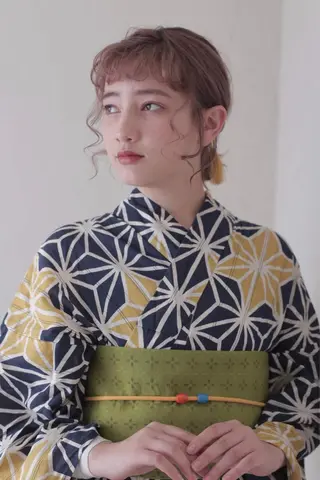 ミディアム 女性に人気♪ はやしほのかのヘアスタイル