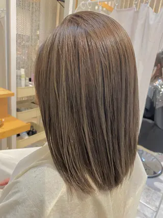 セミロング カラー Design Color🐰アユミのヘアスタイル