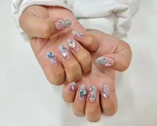 ネイル Hübsch所属・Sakura Hのネイルデザイン