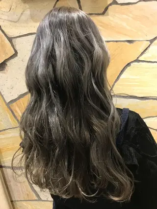 ロング カラー 髪質改善×矯正🫧 韓国ヘアasamiのヘアスタイル