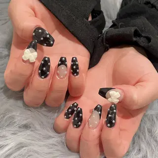ネイル RICO NAIL所属・RICO Nail パーツつけ放題🌈のネイルデザイン