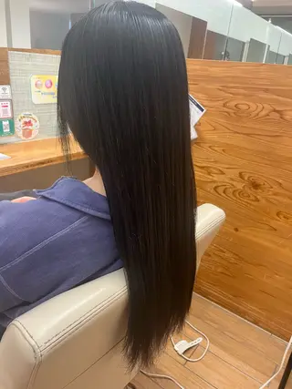 カラー 山木 花音のヘアスタイル