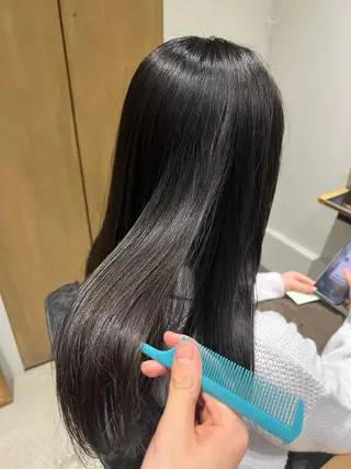 ロング カラー ミウラ サクラコのヘアスタイル