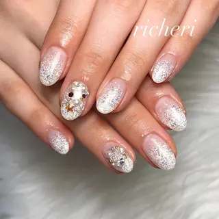 ミディアム ネイル richeri beautyのネイルデザイン