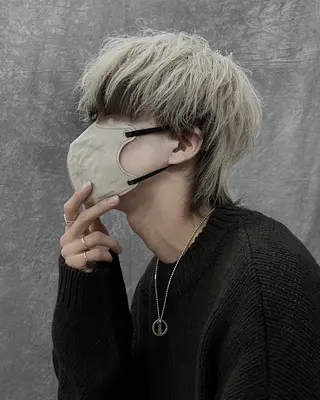 カラー パーマ メンズ RACCOON.TOKYO 渋谷店所属・メンズカット🐺 パーマ特化🔥舜のヘアスタイル