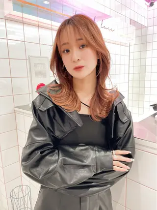 ミディアム カラー 脱白髪染め/ 髪質改善/ハクのヘアスタイル