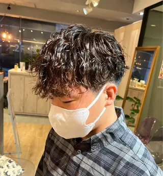 ショート パーマ メンズ メンズ特化美容師 熊田 鼓汰郎のヘアスタイル