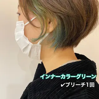 ショート カラー 入江 志穂のヘアスタイル