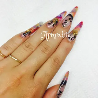 ネイル Aphrodite パラジェル認定サロンのネイルデザイン
