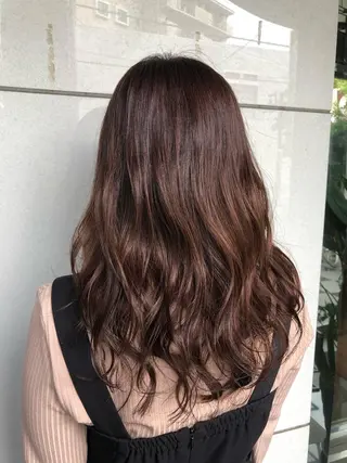 セミロング カラー 加藤 瑠美のヘアスタイル