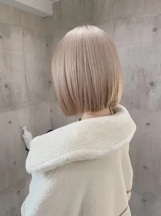 ショート カラー ヘアアレンジ 💕ブリーチ/ヘアメ 🎀YUUKAのヘアスタイル