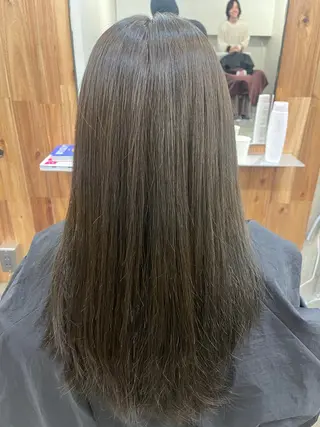 ロング 尾藤 浩一のヘアスタイル