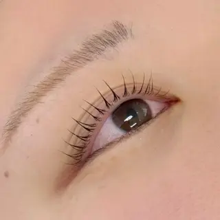 マツエク・マツパ GRAN EYE 市川店所属・榊本 そらのマツエク・マツパデザイン