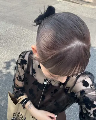 ミディアム カラー 菱田 愛果のヘアスタイル