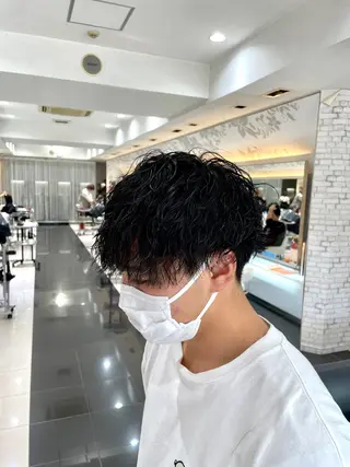 パーマ メンズ 低ダメージ特化🌱 佐野優斗のヘアスタイル