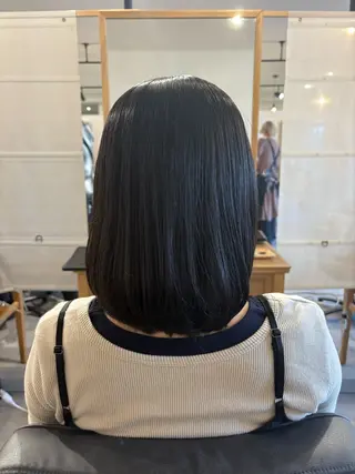 ミディアム 岬 怜奈のヘアスタイル