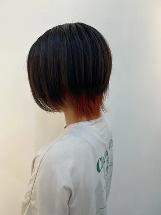 ショート カラー 丸田 美沙希のヘアスタイル