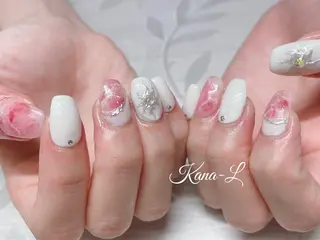 ネイル 芦辺 香奈のネイルデザイン