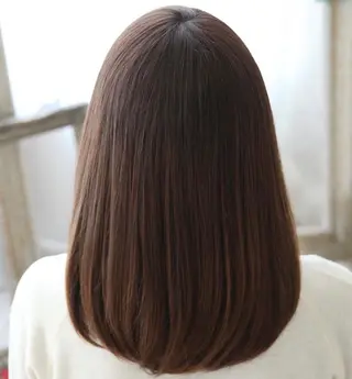 ミディアム 茂木 未海のヘアスタイル