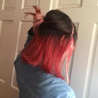 ミディアム カラー ホワイト&レイヤーカ ットエクステ長畠俊輔のヘアスタイル