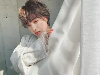 ショート カラー パーマ ヘアアレンジ メンズ キッズ ネイル マツエク・マツパ モリモト サナのヘアスタイル