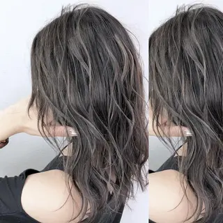 ミディアム カラー JuNブリーチに 縮毛矯正するプロのヘアスタイル