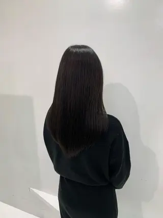 ロング カラー ✴︎TO-MA✴︎ レッドカラー/透明感のヘアスタイル