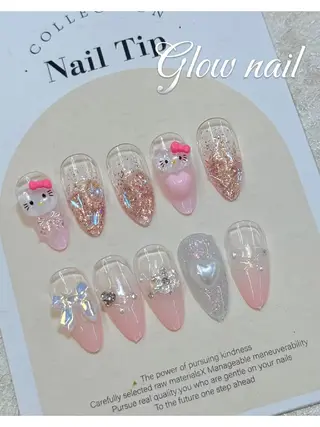 ネイル グロー ネイルのネイルデザイン