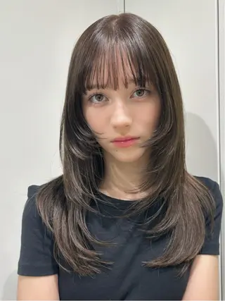 ミディアム 耳つぼ屋さん ‎🤍りりのヘアスタイル