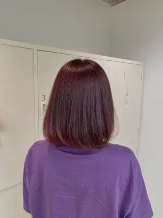 カラー towa / EIGHTのヘアスタイル