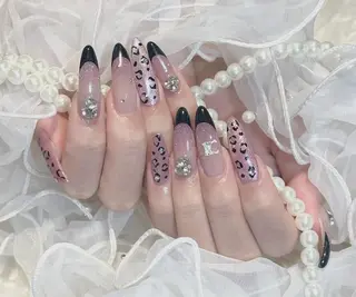 ネイル WISTERIA SAKAEのネイルデザイン