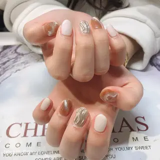 ネイル Guarendo錦糸町店所属・ガレンドウ 白澤 愛子のネイルデザイン