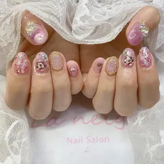 ネイル La neige* yuki 🥯🍑のネイルデザイン