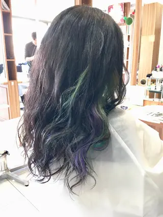 セミロング カラー 白髪ぼかしハイライト 柳川拓哉のヘアスタイル