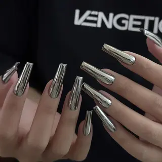 ネイル N.KIRARI nail salonのネイルデザイン