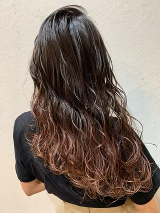 ロング カラー 天野 開のヘアスタイル