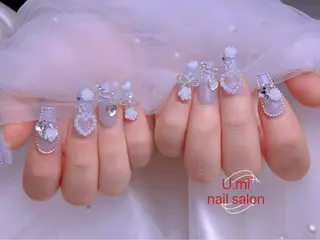 ネイル UMI ネイルサロン新宿🎀のネイルデザイン