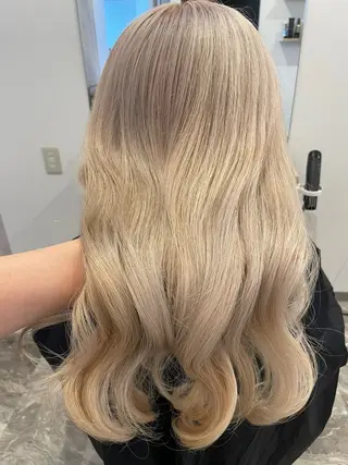 ロング 大谷 杏菜のヘアスタイル