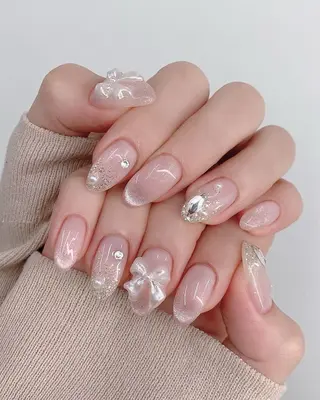 ネイル Aura Nail Maiのネイルデザイン
