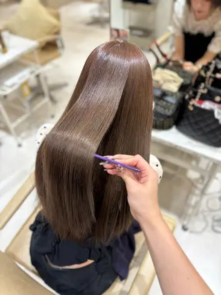 ロング りほ/顔周りカット/ レイヤーカットのヘアスタイル