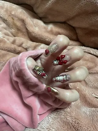 ネイル Nail's AOAQUA所属・AOAQUA SHIORIのネイルデザイン