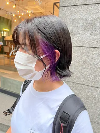 ショート カラー ノイシキ サキのヘアスタイル