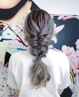 ヘアアレンジ nex the salon vlow所属・趙 英来のヘアスタイル