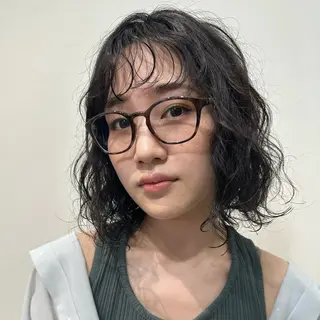 ミディアム パーマ 小嶋 菜々子のヘアスタイル