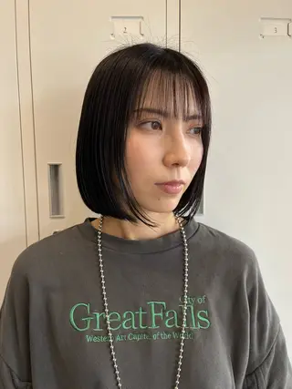 ミディアム ボブ/レイヤー/ ショートcovo代表のヘアスタイル